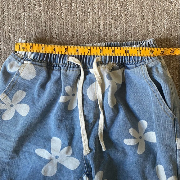 Blue Floral Print Jeans - Picture 7 of 7